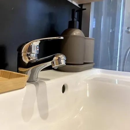 Apartman Tiny Cosy - Complet & Independant - Terrasse Privee - Arrivee Autonome